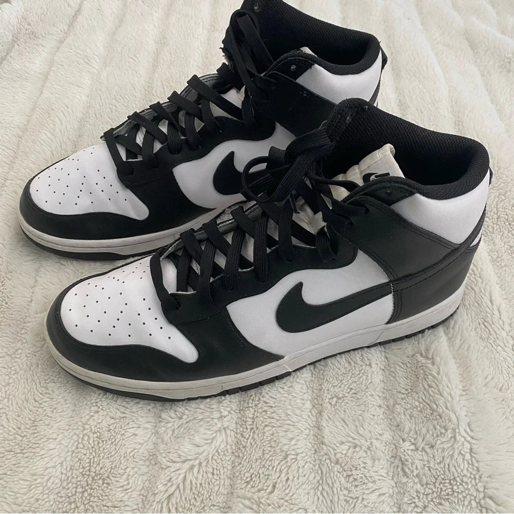 Nike Dunk High Retros Men's Black and White Sneakers Size 12